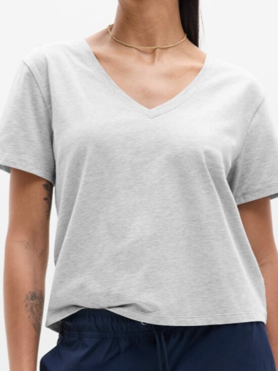 athleta Tops - Athleta V-Neck Gray T Shirt